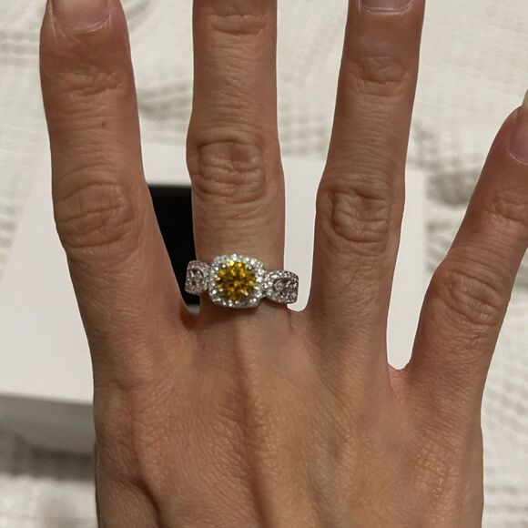 NEW- Yellow Moissanite Ring- size 6 - Picture 2 of 6